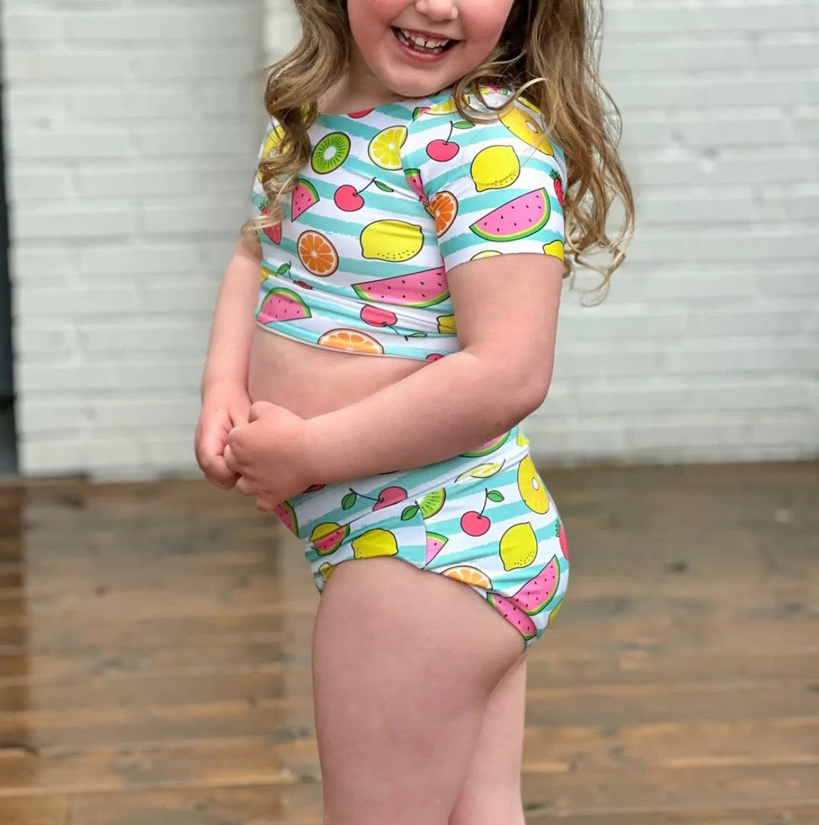 Halloway Youth Swim Set